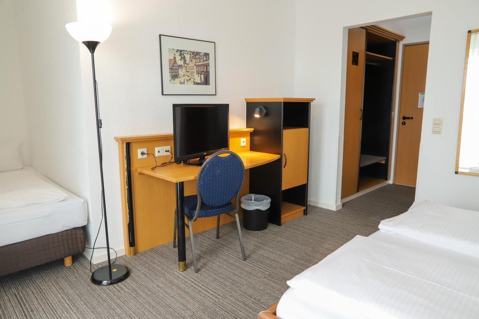 Hotel Am Suedtor Backnang Bagian luar foto