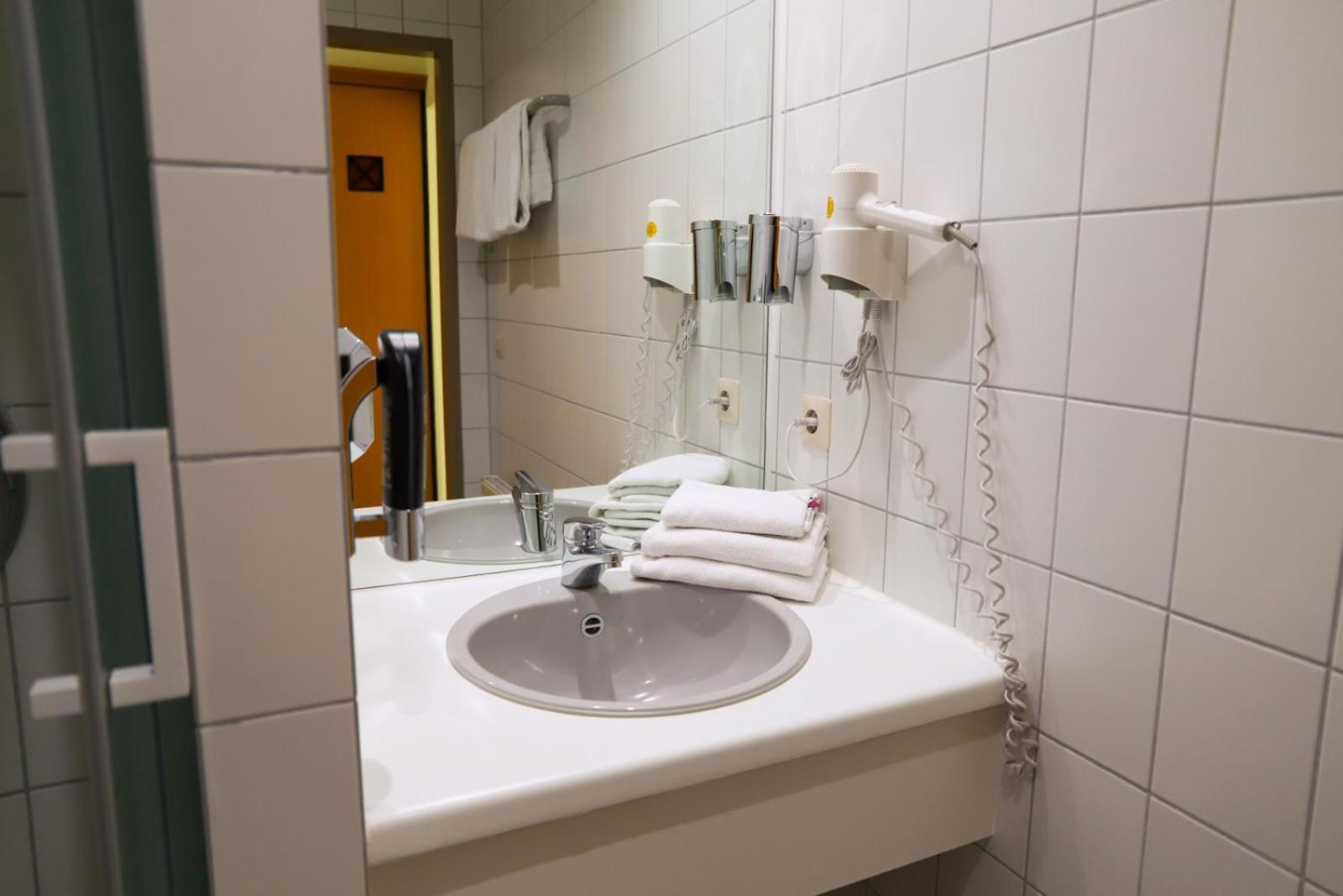 Hotel Am Suedtor Backnang Bagian luar foto