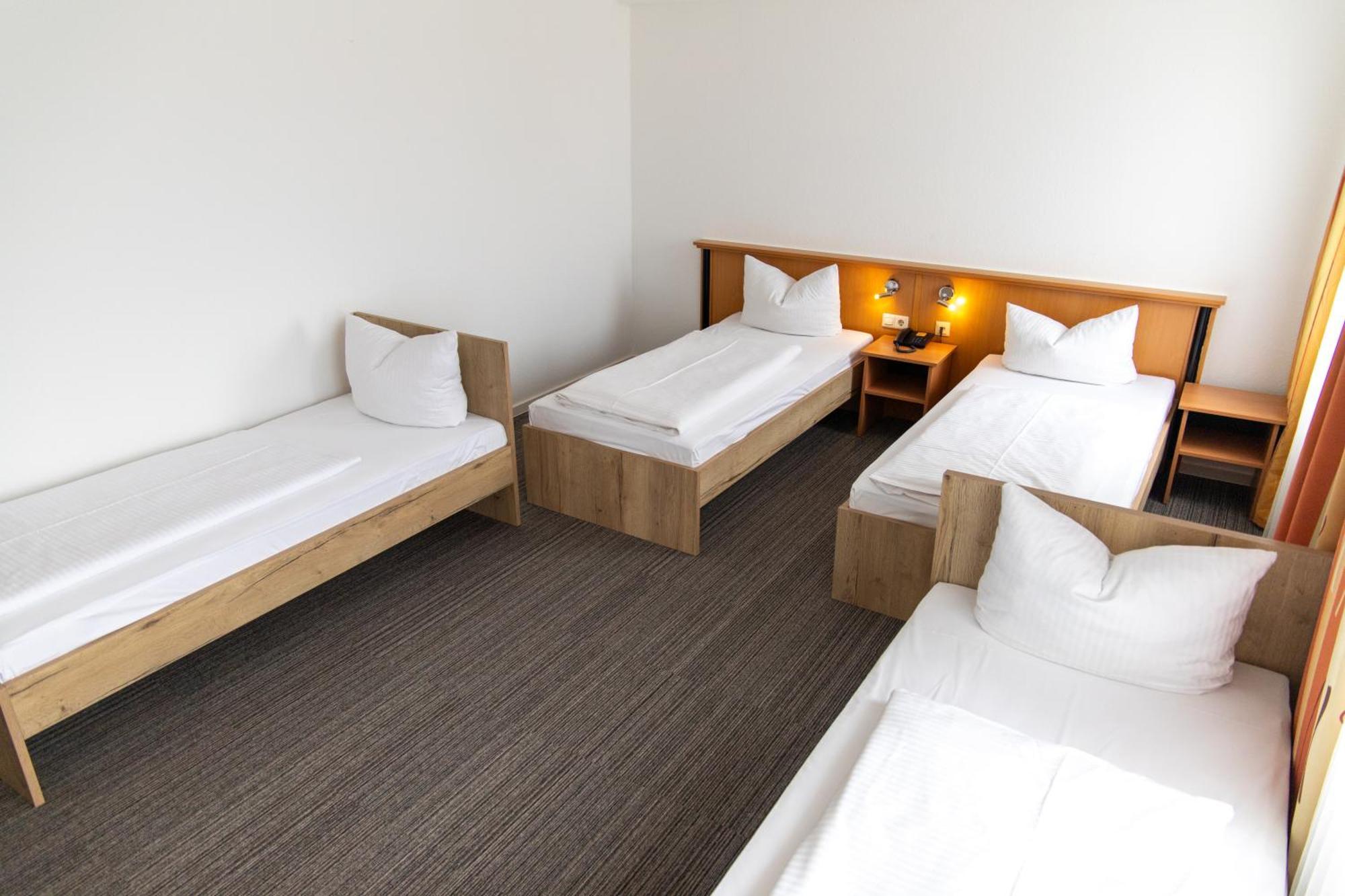Hotel Am Suedtor Backnang Bagian luar foto